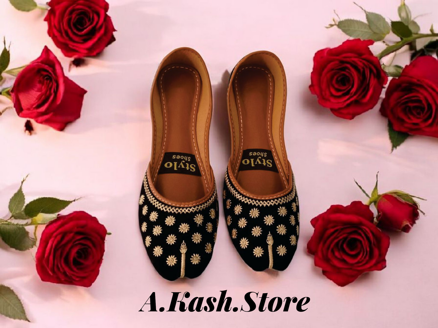 Black Embroidery Khussa