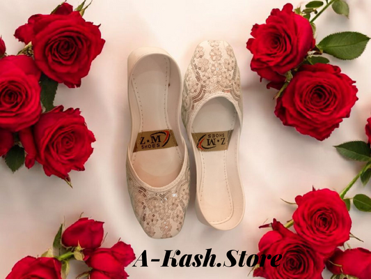 Beautiful White Khussa